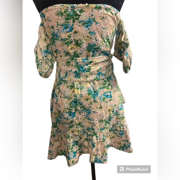 ASOS NWT Size 8 Floral Eyelet Cold Shoulder Flounce Ruffled Dress Bardot style - Picture 3 of 5